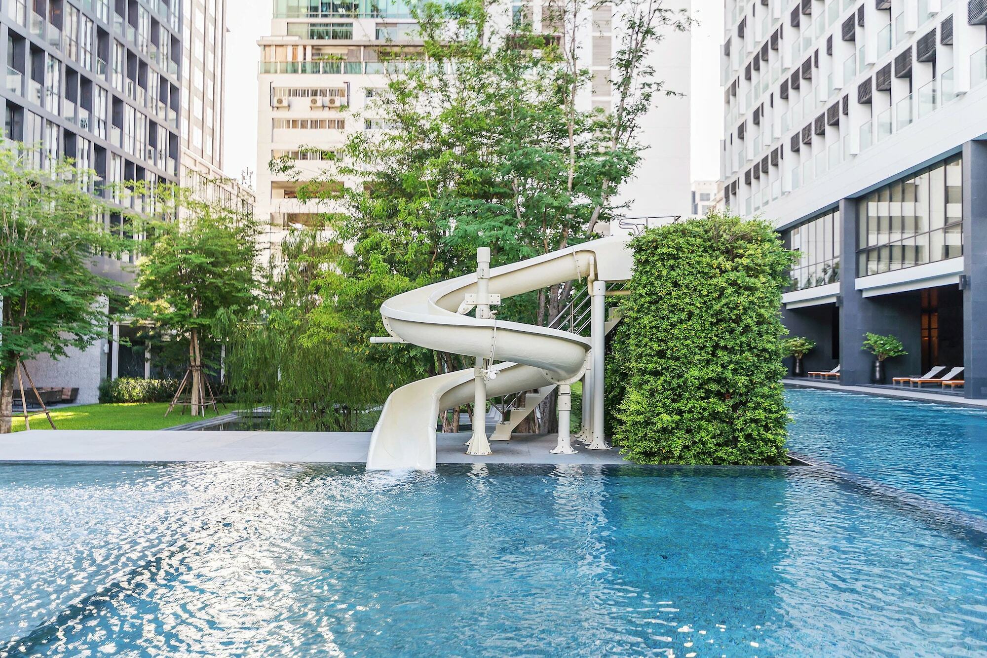 Grand Central Bangkok By Favstay Екстер'єр фото